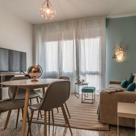 Boutique Apartments Collection-L'Attimo Fuggente サッサリ エクステリア 写真