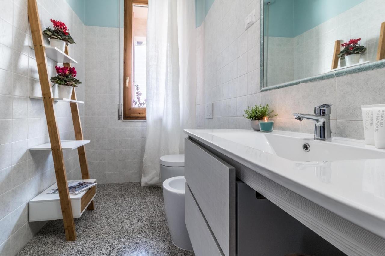 Boutique Apartments Collection-L'Attimo Fuggente サッサリ エクステリア 写真